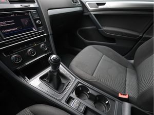 Volkswagen Golf Variant VII Trendline 1.6 TDI Klima Blue 17 navigation