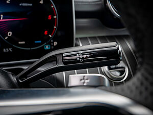 Mercedes-Benz C 220 d T AMG Line 16 navigation