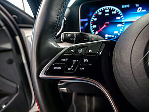 Mercedes-Benz E 300 de 4M T Exclusive 17 navigation