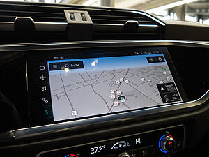 Audi Q3 35 TDI S line 12 navigation