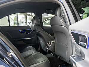 Mercedes-Benz C 300 e AMG Sport Advanced 4 navigation