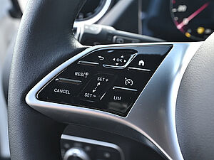 Mercedes-Benz B 200 d Progressive 17 navigation