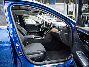 Mercedes-Benz C 300 e T Avantgarde Advanced 2 navigation