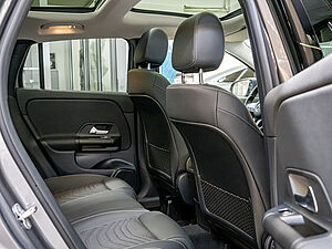 Mercedes-Benz GLA 250 e Style 4 navigation