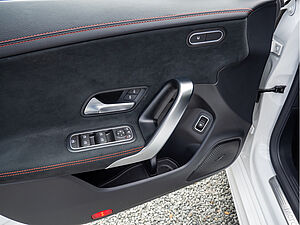 Mercedes-Benz CLA 250 SB 4M AMG Sport Premium 22 navigation
