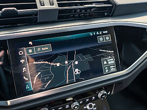 Audi Q3 S line 45 TFSI e S tronic 11 navigation