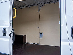 Peugeot Boxer KA 335 L3H2 BlueHDi 140 4 navigation