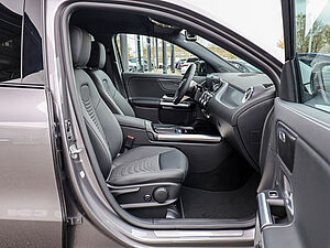 Mercedes-Benz GLA 180 Edition 2 navigation