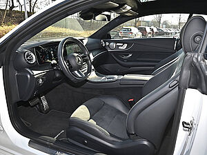 Mercedes-Benz E 300 Coupé AMG Line 10 navigation