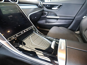 Mercedes-Benz C 180 T Avantgarde Advanced 14 navigation