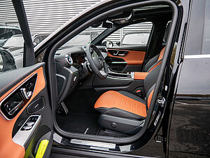 Mercedes-Benz GLC 220 d 4M AMG Line 8 navigation