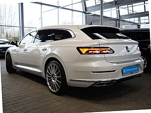 Volkswagen Arteon SB R-Line 1.4 eHybrid 9 navigation