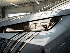 Peugeot 5008 Allure HYBRID 136 e-DSC6 27 navigation