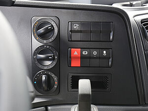 Mercedes-Benz Atego 1224 L Koffer 14 navigation