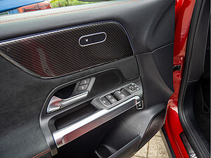 Mercedes-Benz GLB 250 4M AMG Line 27 navigation