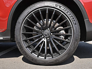 Mercedes-Benz GLC 63 AMG 4M+ Coupé 8 navigation