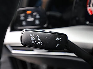 Volkswagen Golf VIII Style 1,5 l TSI 29 navigation