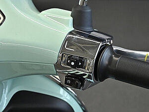 Vespa Primavera 50 E5+ 8 navigation