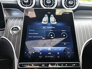 Mercedes-Benz GLC 220 GLC 220d 4Matic Edition AMG Line 12 navigation
