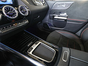 Mercedes-Benz B 200 AMG Sport Premium 16 navigation