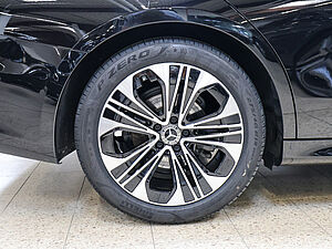 Mercedes-Benz E 220 d Avantgarde Advanced 19" 5 navigation