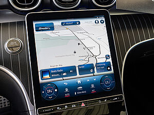 Mercedes-Benz C 300 e T AMG Sport 10 navigation