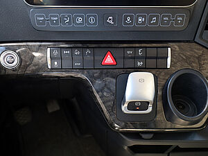 Mercedes-Benz Actros 1845 LS 4x2 F13 11 navigation