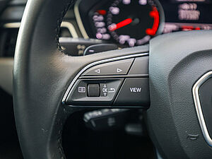 Audi A4 Avant advanced 40 TDI quattro S tronic 19 navigation