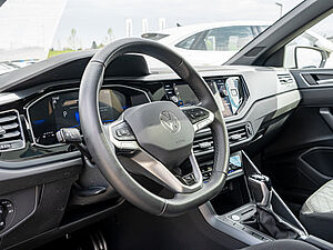 Volkswagen Polo R-Line 1,0 l TSI DSG 19 navigation