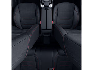 Mercedes-Benz GLA 250 AMG Line 20 navigation