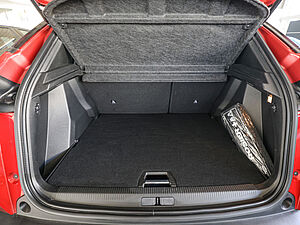 Peugeot 2008 2008e Allure Pack 32 navigation