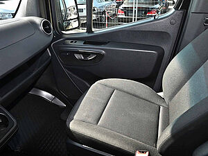 Mercedes-Benz Sprinter 317 CDI Tourer Lang 15 navigation