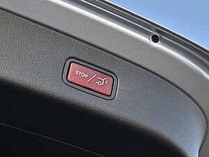 Mercedes-Benz GLC 200 d 4M AMG-Line 29 navigation