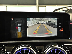 Mercedes-Benz A 250 e AMG Line 12 navigation