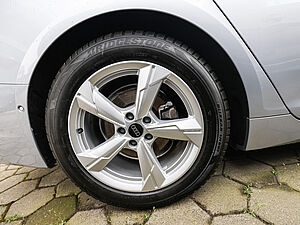 Audi A6 Avant advanced 40 TDI quattro S tronic 5 navigation