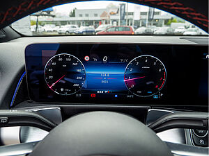 Mercedes-Benz GLB 250 4M AMG Line 16 navigation