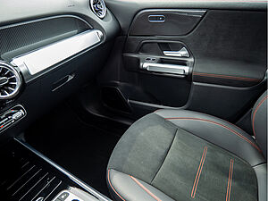 Mercedes-Benz GLB 250 4M AMG Sport Premium 14 navigation
