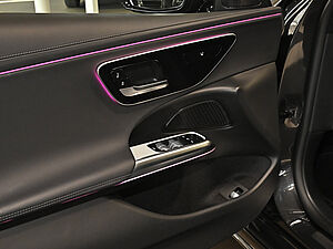 Mercedes-Benz E 220 T d AMG Line 27 navigation