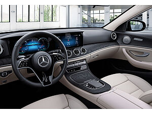 Mercedes-Benz E 300 e AMG Sport 2 navigation