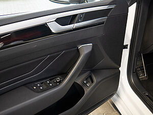 Volkswagen Arteon SB R-Line 1.4 eHybrid 33 navigation