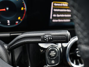 Mercedes-Benz GLA 200 d Progressive 27 navigation