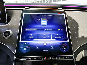 Mercedes-Benz EQE 350 4M AMG Sport Premium 12 navigation