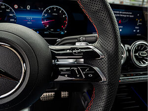 Mercedes-Benz GLB 250 4M AMG Line 17 navigation
