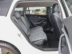 Volkswagen Passat Variant Business 2,0 l TDI DSG 4 navigation