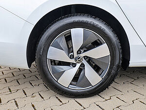 Volkswagen Passat Variant Business 2,0 l TDI DSG 6 navigation