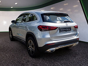 Mercedes-Benz GLA 250 4M Progressive 3 navigation