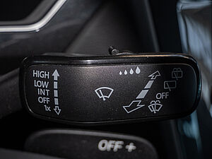 Volkswagen Tiguan 2,0 TDI DSG 4Motion R-Line 18 navigation