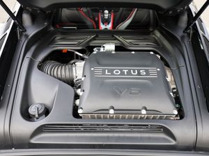 Lotus Emira V6 First Edition NEU ohne Zulassung COC 33 navigation