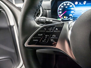 Mercedes-Benz A 250 e Progressive 18 navigation