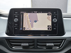 Volkswagen T-Roc Life 1.5 l TSI DSG 13 navigation